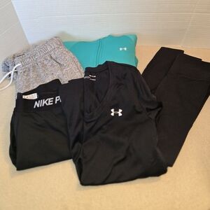 Under Armour/Nike Bundle of 5 items size S